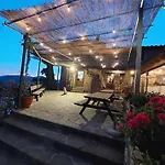مزرعة للإقامة Roccamaia *