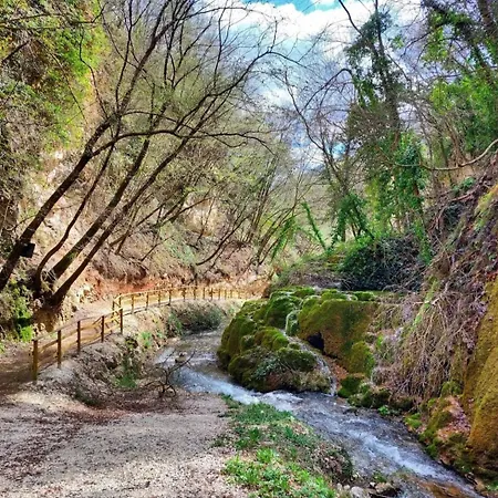 Roccamaia Alloggio per agriturismo *